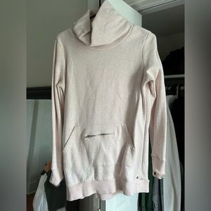 Long turtle neck sweater